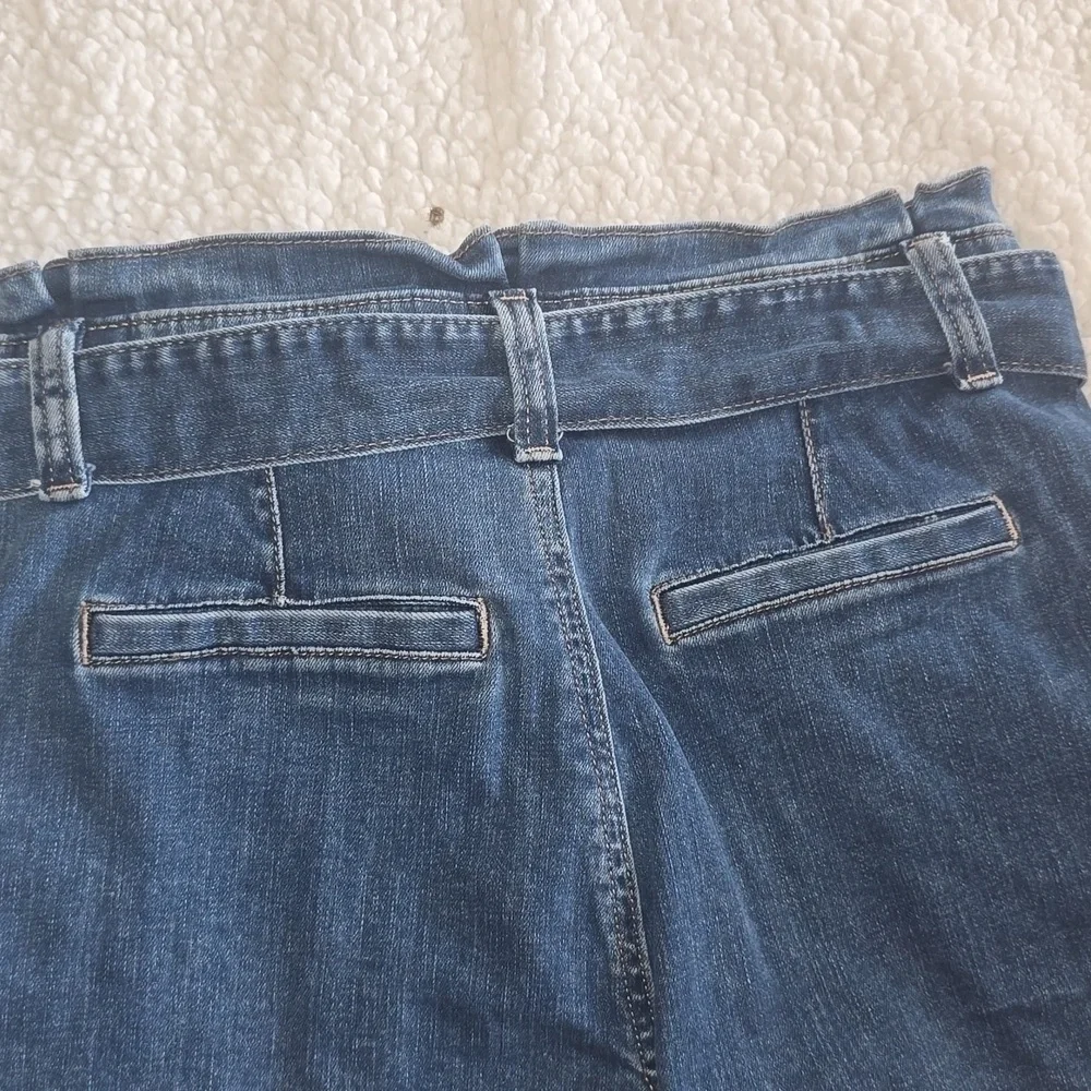 Express Jean Shorts Wimen's Sz 2 High-Waisted Denim Paper Bag Cuffed Hem
